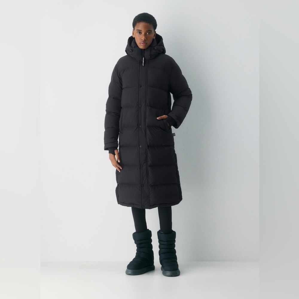 Aritzia Women’s Super Puff Long Climatte Black Down Puffer Jacket Extra Small XS